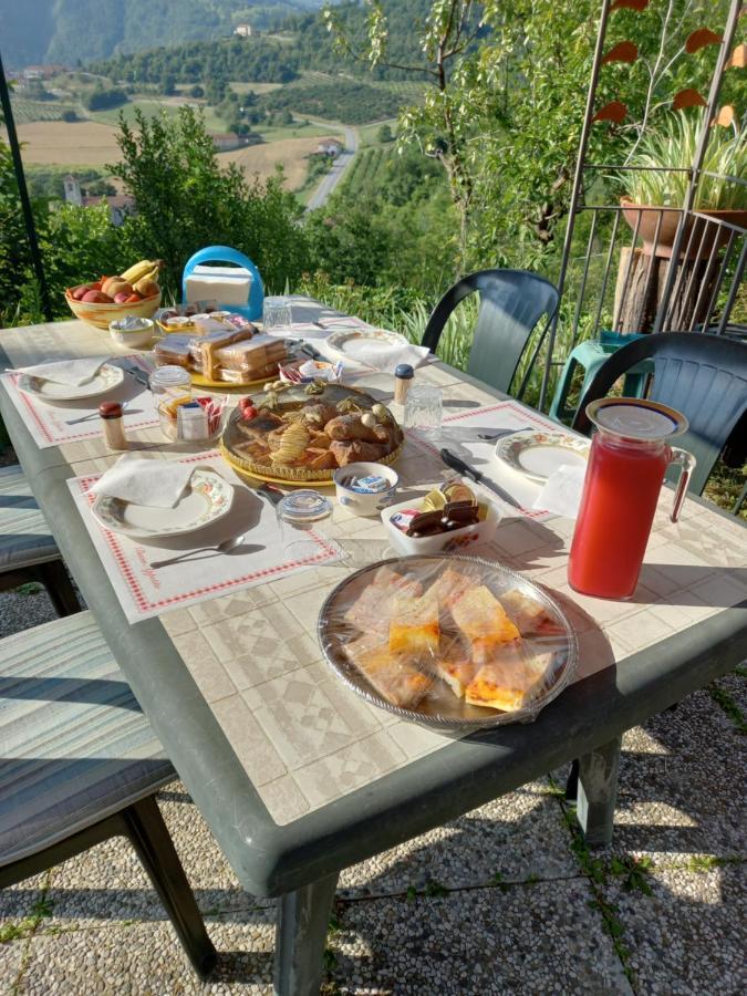 Ca D' Fefi Bed & Breakfast Gorzegno Bagian luar foto