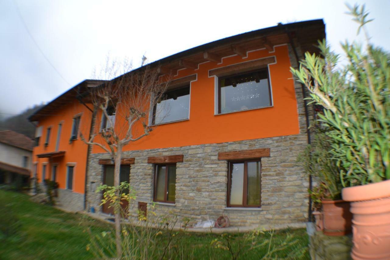 Ca D' Fefi Bed & Breakfast Gorzegno Bagian luar foto
