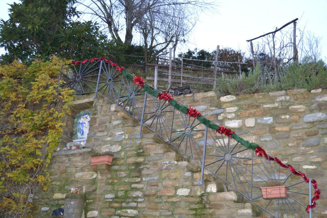 Ca D' Fefi Bed & Breakfast Gorzegno Bagian luar foto